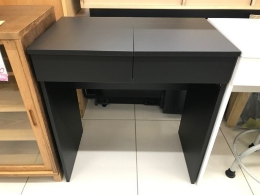 ドレッサー、IKEA