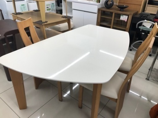 変形ダイニングテーブルセット（イス３脚）