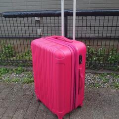【引渡予定あり】スーツケース（ピンク）