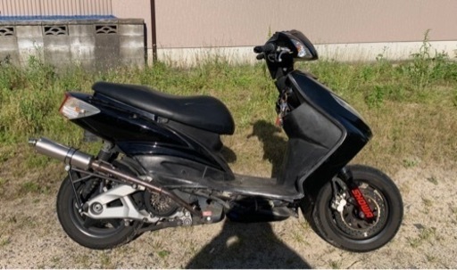 原付 125ccヤマハシグナスX2型国内です。社外マフラー！レースや通勤、通学などに！！