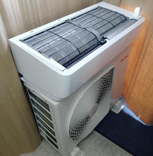 美品！東芝　2023年製　エアコン　18畳目安　RAS-K562M