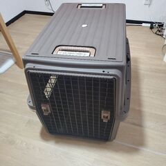 大型犬用クレート（ペット用品）