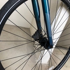 【ライト、鍵付き】「キャノンデール」 QUICK4 DISC クロスバイク