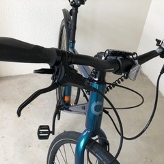 【ライト、鍵付き】「キャノンデール」 QUICK4 DISC クロスバイク