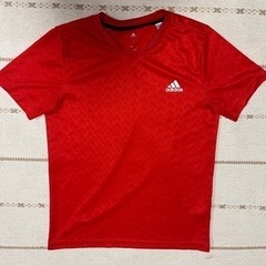 ①adidasジュニア 赤Tシャツ160