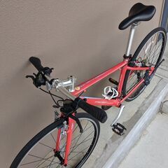 きれいなピンク色　クロスバイク　学生値引き可