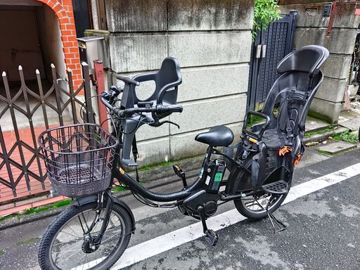 ｄ95土日もお子様と土足のままいろいろなタイプの電動自転車のご試乗可能です。  ️電動自転車・リサイクル専門店　　ご試乗をしてから、ご購入できます。  ２０インチ、チャイルドシート、２人乗り、３人乗り、１人乗り電動自転車  バカ良心的な電動自転車屋１００日間・安心の無料点検・️無料交換保証サービス付き  後ろチャイルドシートを大きめのかごに変更のオプション無料です。  バッテリーは新品の９０％以上の性能です。  １回の充電で３