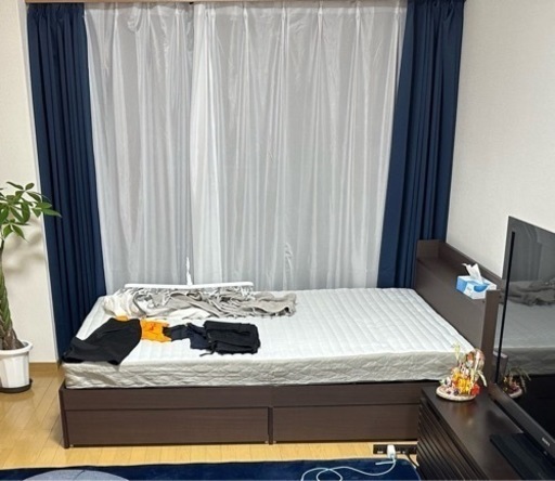 家具  ベッド　ダブルベッド