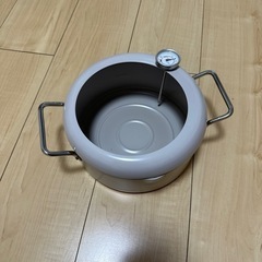 揚げ物　鍋