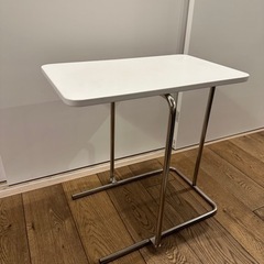 IKEA イケア　サイドテーブル  RIAN リーアン 白