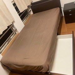 【価格は0円で大丈夫です】収納付き　家具 ベッド シングルベッド