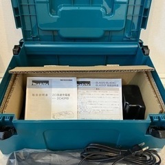 マキタ makita DC40RB 2口急速充電器 40Vmax 40vバッテリー3個 純正ケース XGT