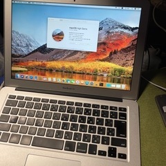 ノートパソコン【 Apple】MacBook Air
