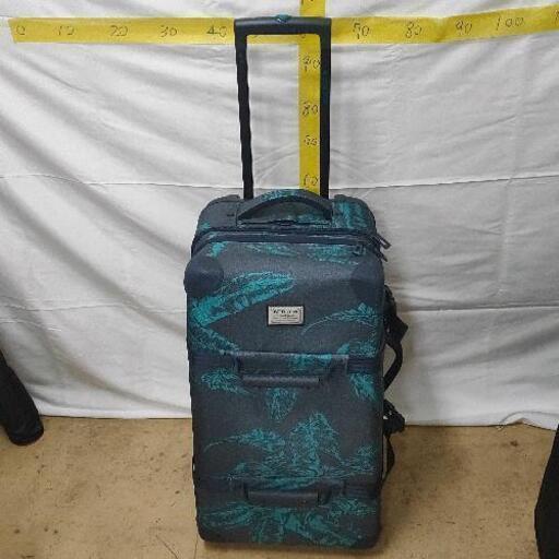 0519-017 キャリーバッグ BURTON
