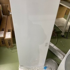 フリーザー冷凍庫(新品同様)2023年製ハイアール