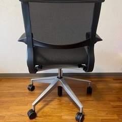 ハーマンミラー セトゥーチェア