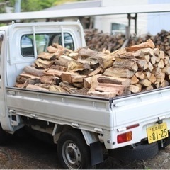 薪、軽トラック山盛り400kg 9