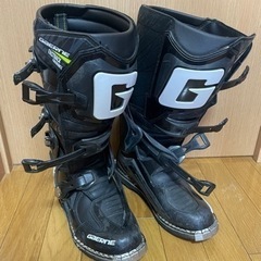 ガエルネ ファストバック オフロード