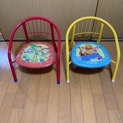 幼児用　椅子　2個