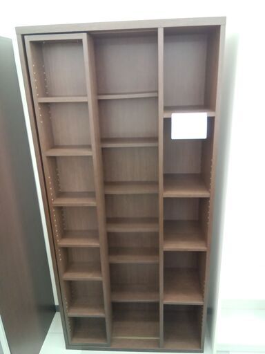 ★ジモティ割あり★  本棚 ブラウン H180×D30×W85 クリーニング済み TC409