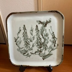 飾り皿　　陶器