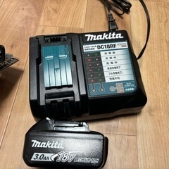 マキタ　充電式マルノコ165ミリ