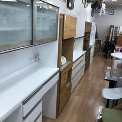 UNICO 3枚扉レンジボード