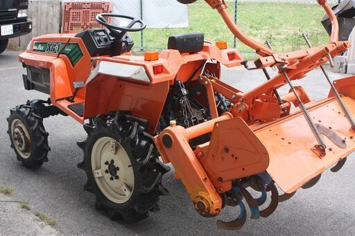 SOLD OUT】クボタ トラクター XB-1 12馬力 4WD 尾輪 耕運幅110cm【動作
