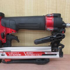 マキタ　makita　AT425HE　高圧タッカ　中古品　【ハンズクラフト宜野湾店】