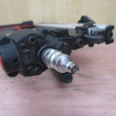 マキタ　makita　AT425HE　高圧タッカ　中古品　【ハンズクラフト宜野湾店】