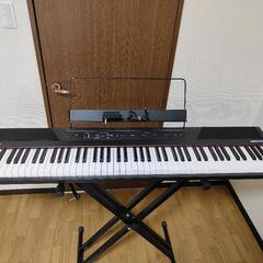 Alesis 電子ピアノ 88鍵盤　ほぼ未使用、スタンド付き
