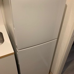 【ネット決済】冷蔵庫 小型 138L  白 ホワイト MAXZE...