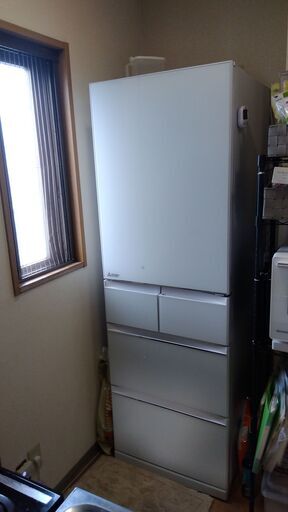 ◆値下げ◆　冷蔵庫　売ります　【大型 家族3～4人サイズ】