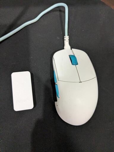 ゲーミングマウス　LAMUZU atlantis mini 4k