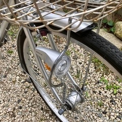 574、【美品】ママチャリ26インチシルバー