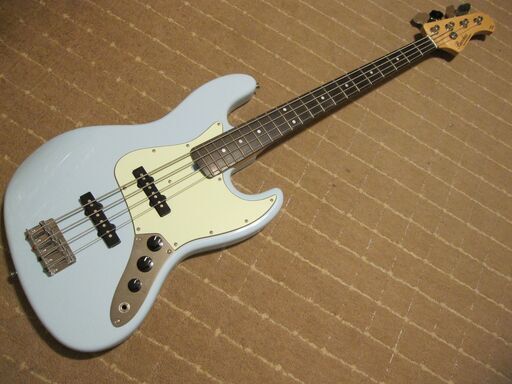 値下げしました　Bacchus BJB-700B 　極上美品