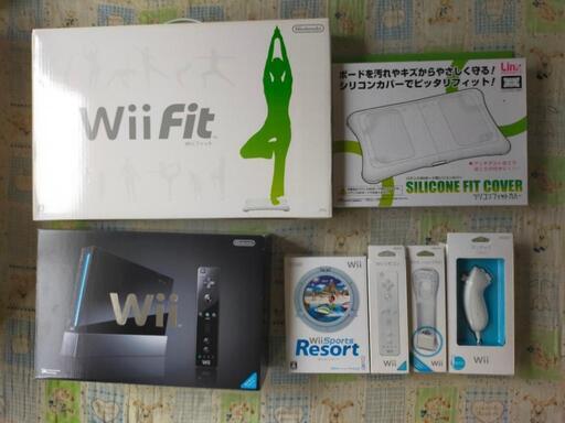 急募！！超美品！ Wii＋WiiFitまとめ売り