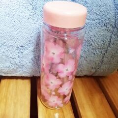 【新品未使用】500ml😊ボトル💓桜🌸大変丈夫なボトルです。洗浄...