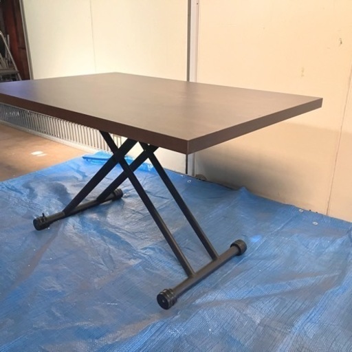【美品】　ガス圧昇降テーブル