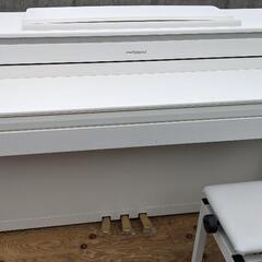 🏯兵庫〜岡山は配達無料！
送料込み音・機能のRoland 電子ピアノ HP704 2023年購入ほぼ未使用
ジモティーが一番安い！ジモティーが一番安い！ ④