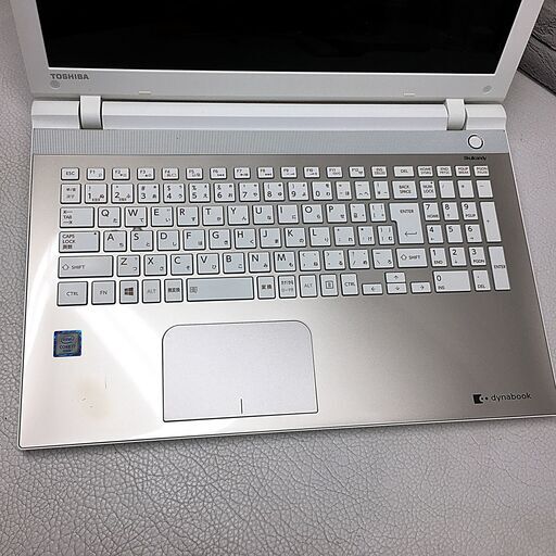 ☆キレイ☆[最強 Core i7-6500U + メモリ 16GB + SSD 1TB(新)] 東芝