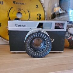 Canon　キャノン　カメラ。