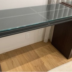 ガラス天板・ステッチデスク・薄型・テーブル・書斎机・テレワーク
