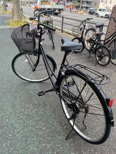 リサイクルショップどりーむ天保山店　No1177　自転車　ママチャリ　カゴ付き　黒色　カギ付き　LEDライト付き