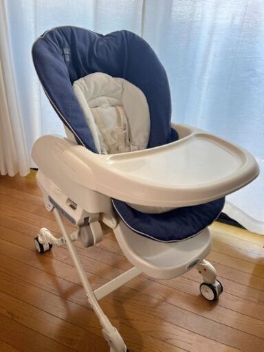 取引中】Combi 電動ハイローチェア ネムリラ オートスイング - ベビー 