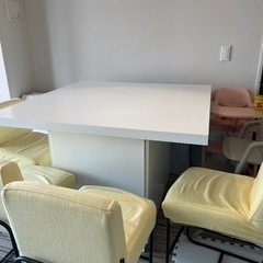 アクタス  ダイニングテーブルとチェアセット
