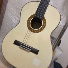 白いギター　ガットギター　ヤングメイト　経年品