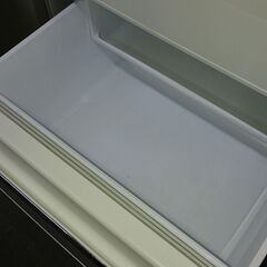 （★10月31日まで￥30,000で販売中★）三菱電機　３ドア冷蔵庫３６５L　２０１７年製　MR-CX37AL-W1（左開き）　60ｃｍ幅　真ん中野菜室　自動製氷付き　白　　　高く買取るゾウ八幡東店