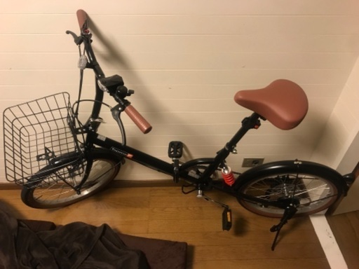 【成約済み】【ほぼ新品】サスペンション付き6段変速折りたたみ自転車20インチ