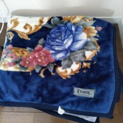 毛布（シングル）ブルー花柄